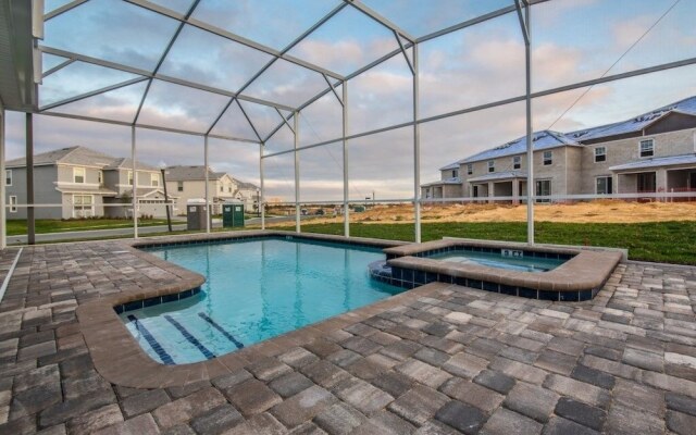 9000hs 10 Bedroom Villa by RedAwning