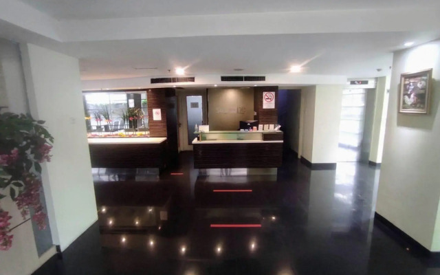 Studio One Hotel