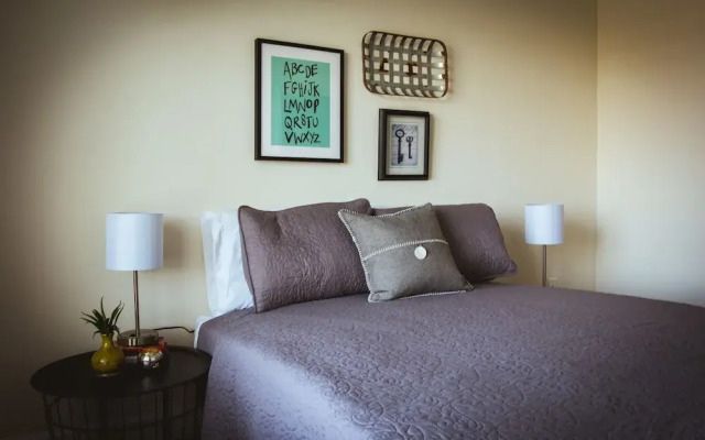 FRONTDESK The Edison Apts Plaza Midwood Charlotte