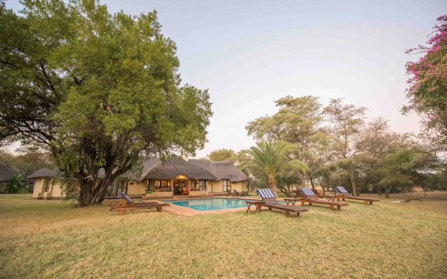 Mziki Safari Lodge
