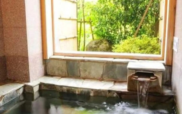Gora Hotel PAIPU NO KEMURI