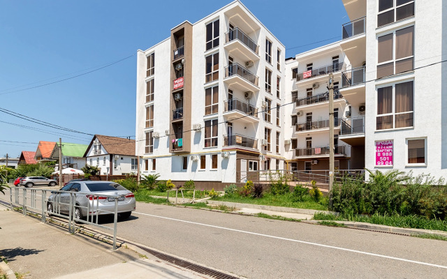 Море апартаментов на Тростниковой 35