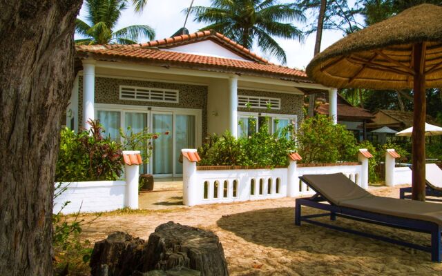 Bamboo Cottages