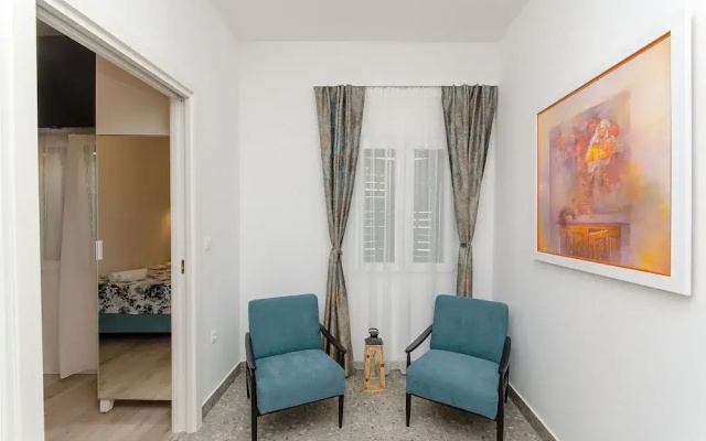 Apartment Lapis