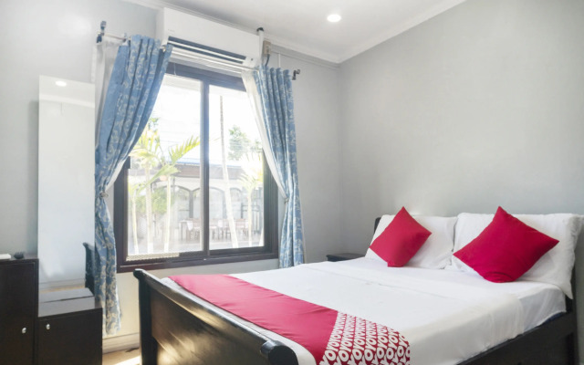 Samantha's Apartelle by OYO Rooms