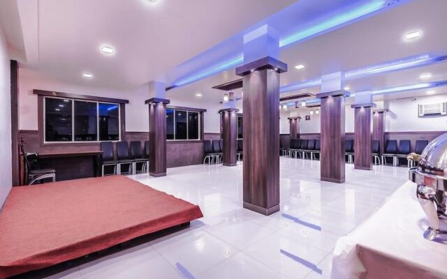 Hotel Veer Residency