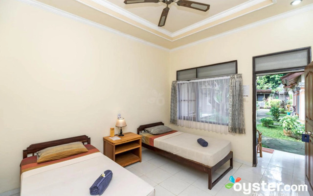 Lovina Beach Hotel