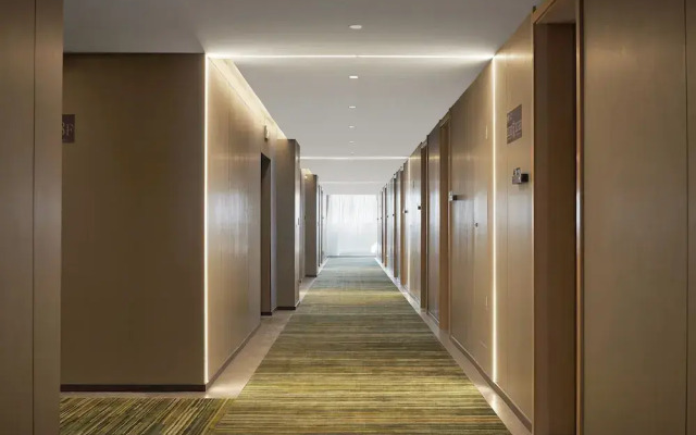 All In Light Luxury Hotel
