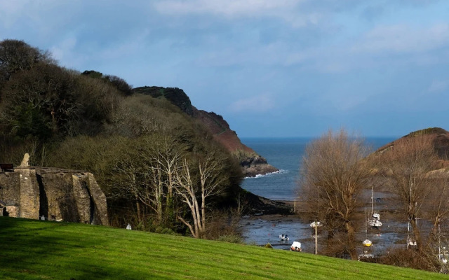 Watermouth Castle, Rhododendron Apartment