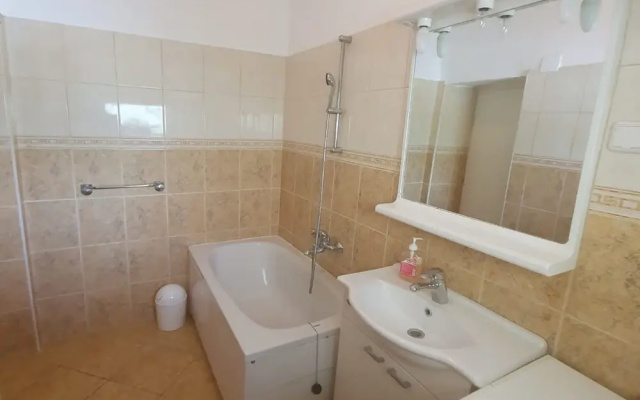 Beachfront Apartment Gaj 12
