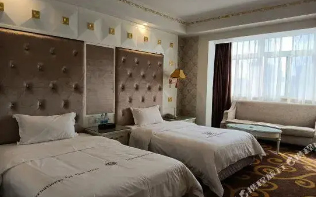 Luhui International Hotel