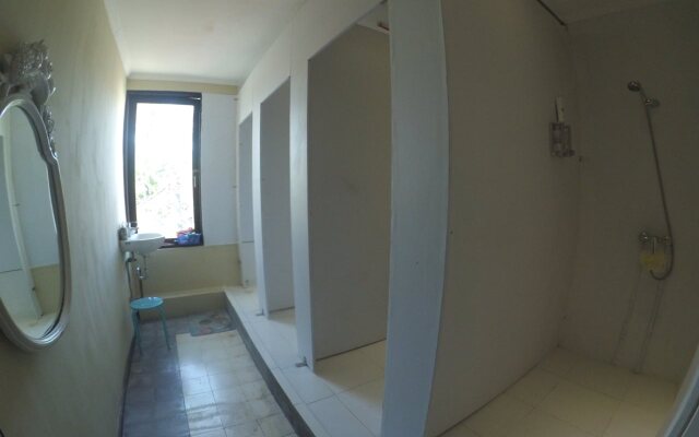 Bedplus Backpacker Seminyak
