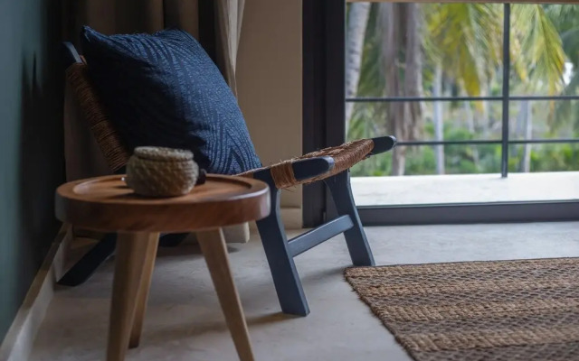 Coconuts Beach House