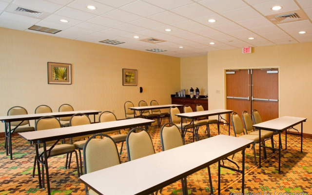 Holiday Inn Express & Suites Palm Bay by IHG