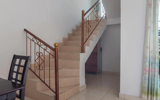 OYO 2950 Grand Suites Palace