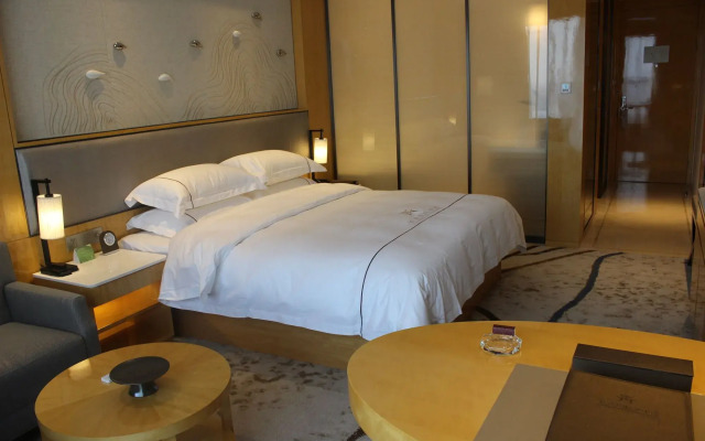 Yangzhou Changqing International Hotel