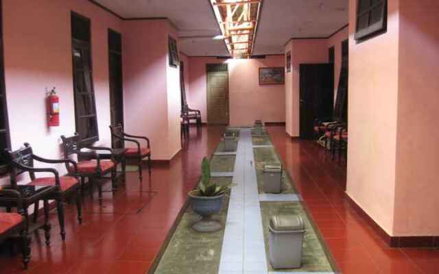 Cepuri Hotel