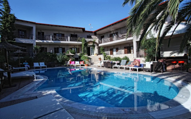 Stamos Hotel