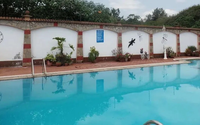 Villa Leone Guest House