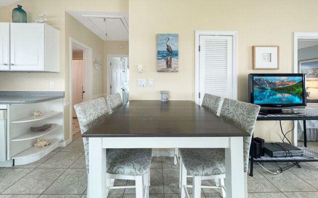 Seascapes - W153 Fantastic Condo Steps Away From Wells Beach And Town Center 2 Bedroom Home by RedAwning