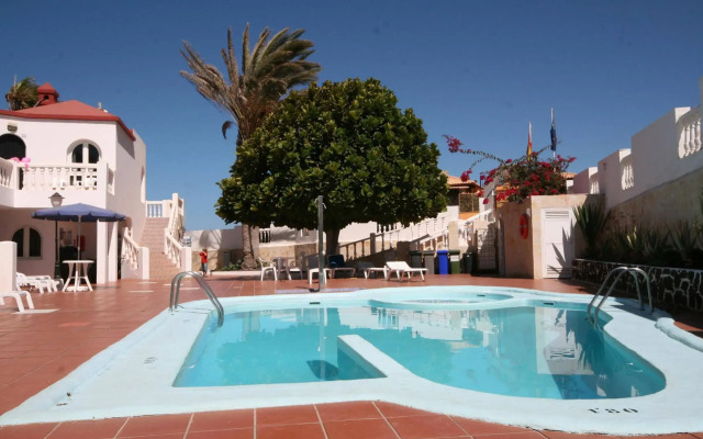 Apartamentos y Villas Galera Beach