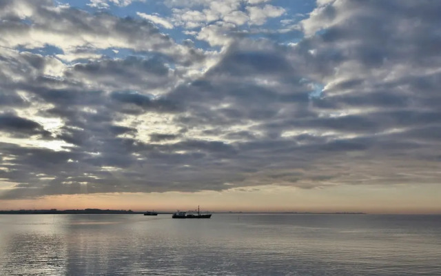 Modern, High-quality Chalet With Wifi Near the Oosterschelde
