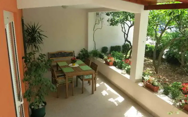 Apartments In Trogir by Smuketa Apartments