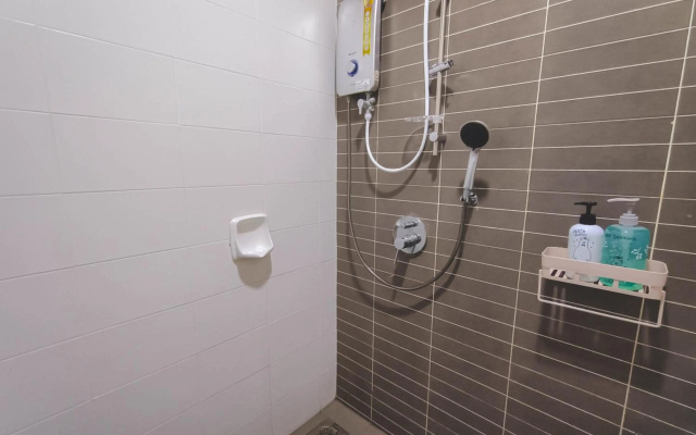 B107 -Lake View- 5mins to Mount Austin IKEA, AEON, Toopen 1-5Pax – Bathroom – Johor Bahru
