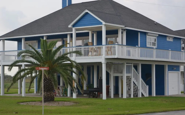 Casa De' Patron by RedAwning