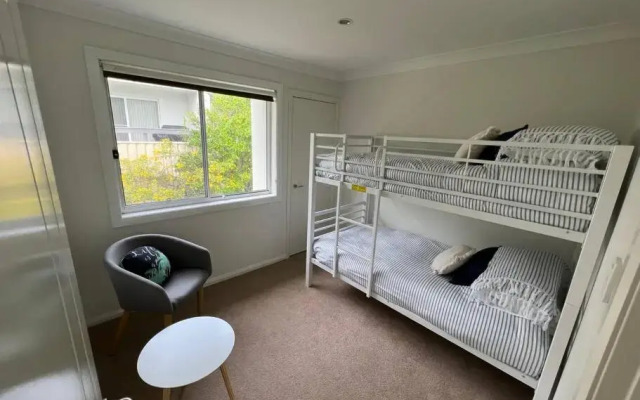 Azul Blue at Shellys