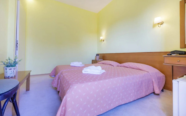 CiTYZen Hotel Loutraki