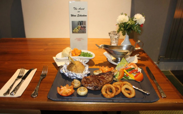 Ascot Hotel