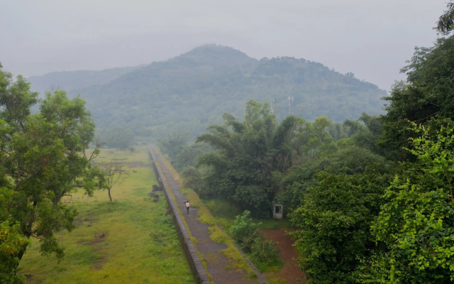 Ama Stays & Trails Sluice House, Lonavala
