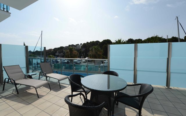 Portodrach Aparthotel & Suites