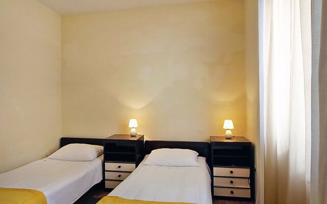 Apartment Mali Iz Mali Iz