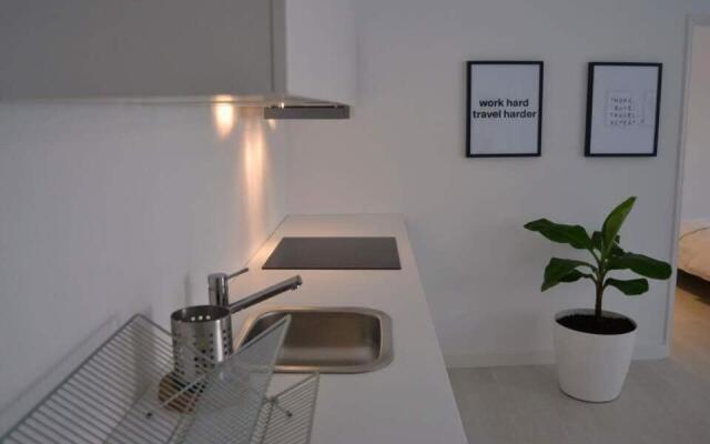 Charming Apartment 101