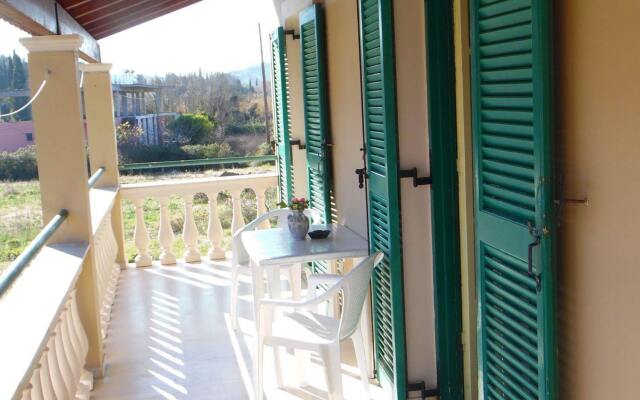 Katsaros Studios and Apartments