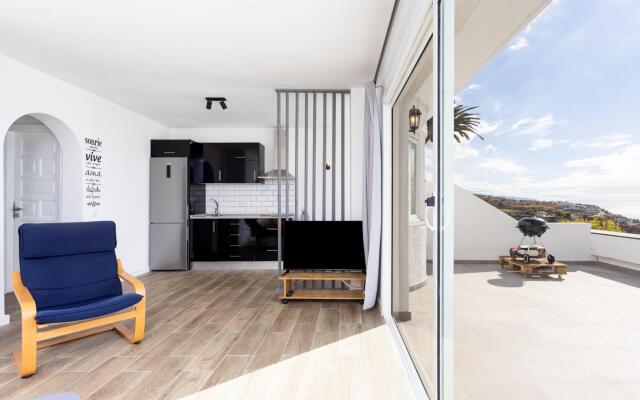 Home2Book Impressive Sea View La Victoria, Pool