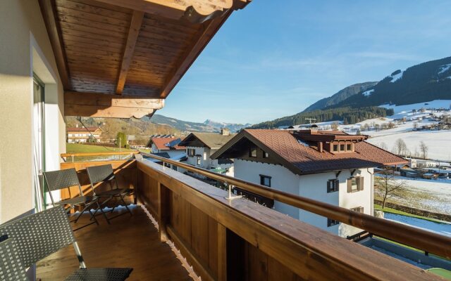 Luxurious Holiday Home With Terrace in Tyrol