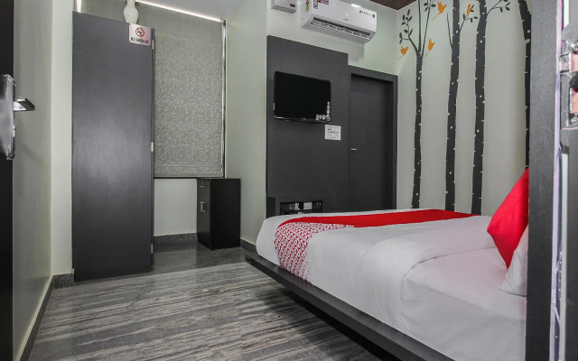 OYO 15783 Hotel Shree Kanji Palace