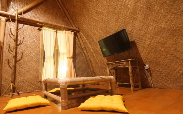 Villa ChavaMinerva Bambu - Lembang