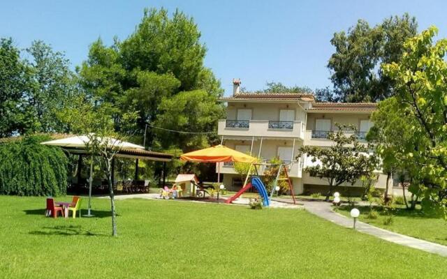 Elia Apartments