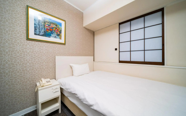 New Osaka Hotel