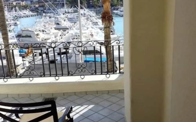 Cool Pool & MarinaView JSte EVB ROCKS