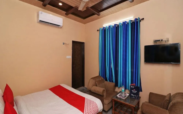 Rudraksh Hotel By OYO Rooms