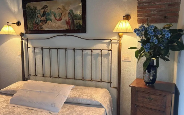 Historic Farmhouse Casa del Chiodo