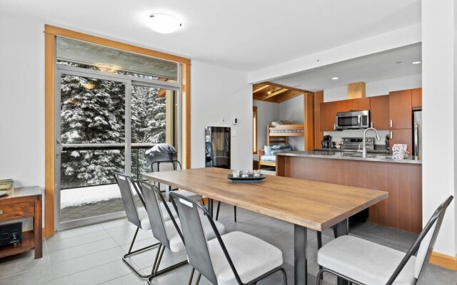 Kookaburra Lodge #203 By Bear Country