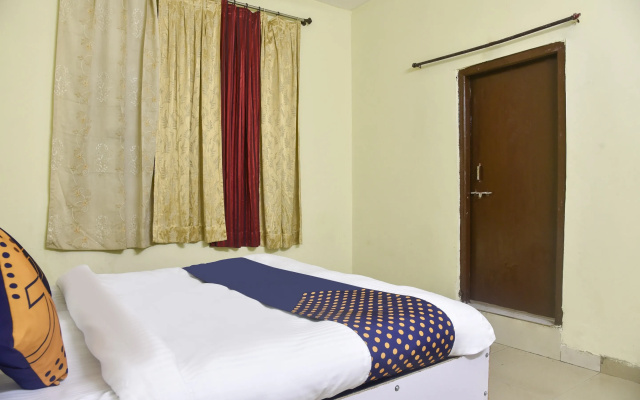 Hotel O G Star