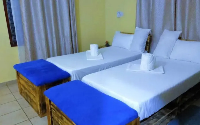 Lux Suites Mtwapa Holiday Home