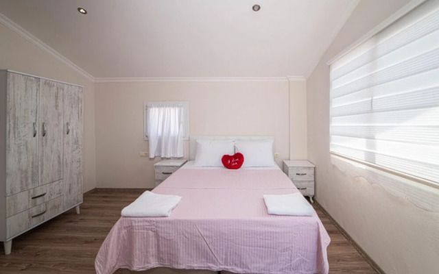 Nice Apartment With Fascinating View in Fethiye